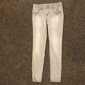NWOT Girdear Gray Skinny Jeans